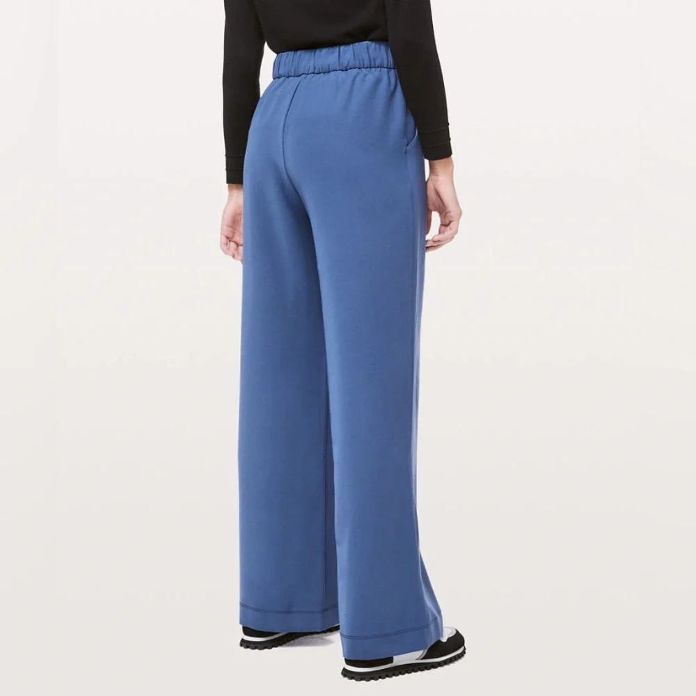 Lululemon Noir Pants Women’s size 6 Gatsby Blue Woven Belted Career Office